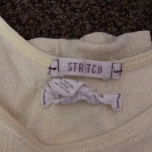 2 tank tops - Picture 2 of 4